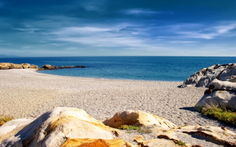 Sabinillas is the closest beach to Gaucin: 30 minutes away